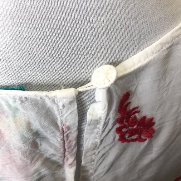 Johnny Was white and red floral boho top size small - Picture 9 of 9